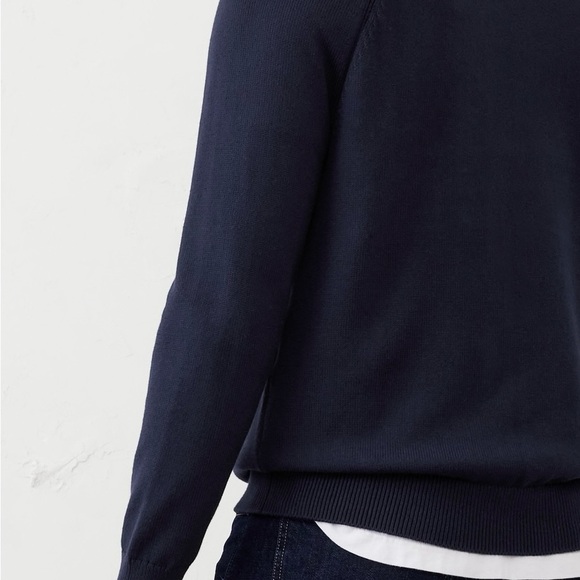 NWT MENS L Lg Banana Republic Merino Black Crewneck Sweater Minimalist Design - Picture 6 of 11